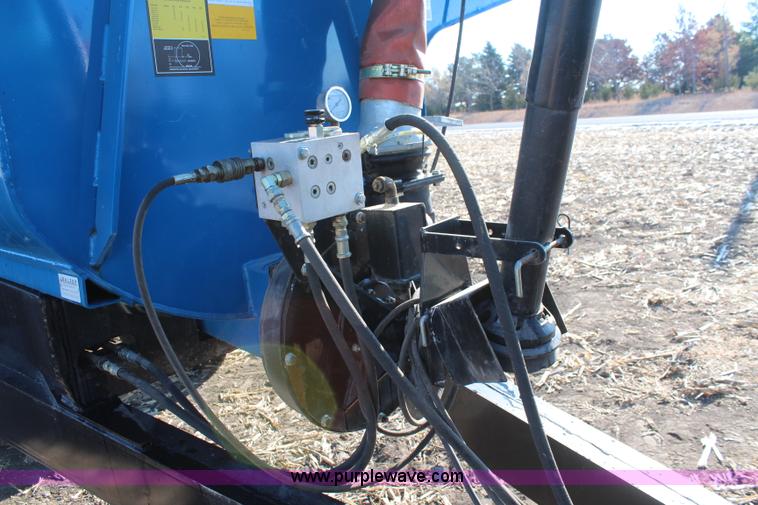 image for item I5948 2005 SAC 5700 liquid manure applicator
