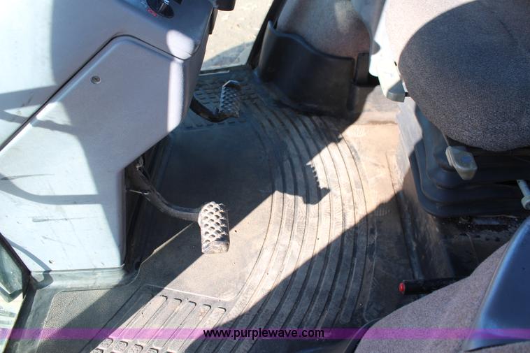 image for item I5951 1997 Caterpillar Challenger 55 tractor