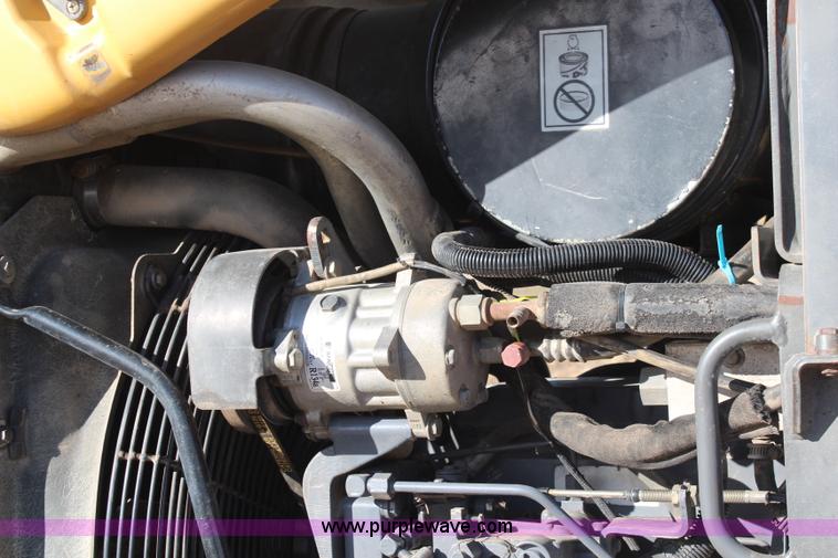 image for item I5951 1997 Caterpillar Challenger 55 tractor