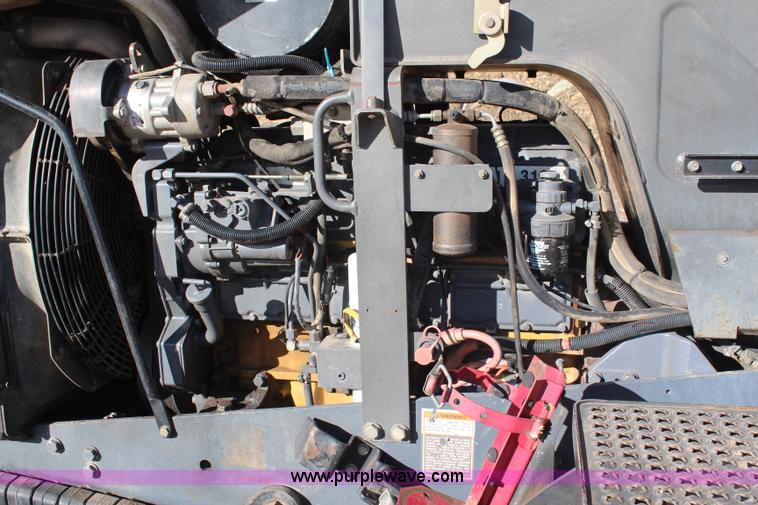 image for item I5951 1997 Caterpillar Challenger 55 tractor