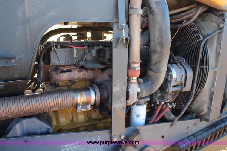 image for item I5951 1997 Caterpillar Challenger 55 tractor