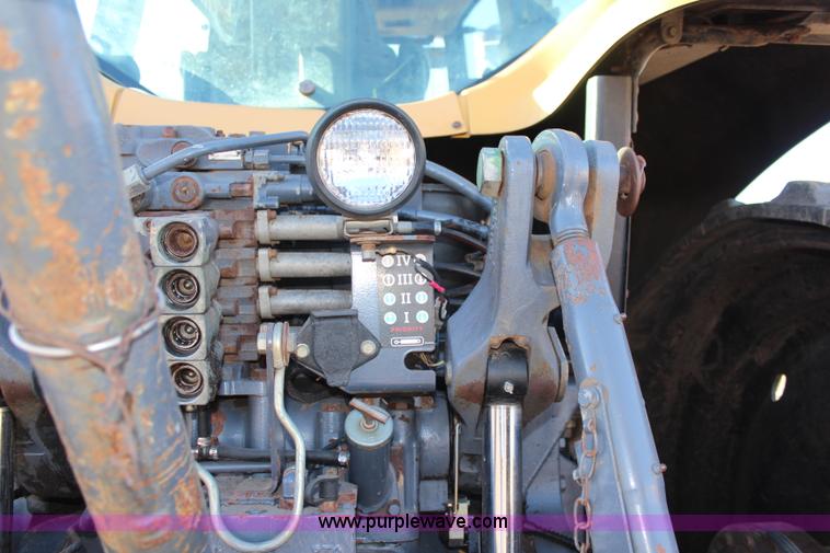 image for item I5951 1997 Caterpillar Challenger 55 tractor