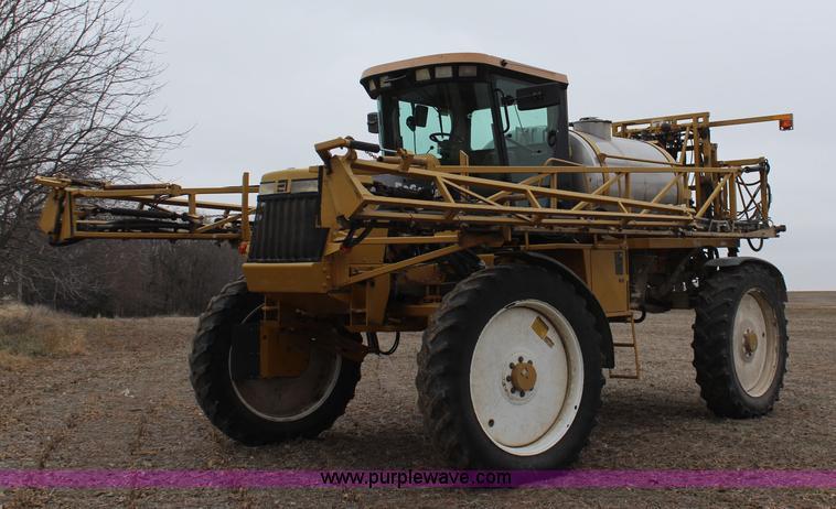 image for item I5959 2002 Ag-Chem RoGator 854 self-propelled sprayer