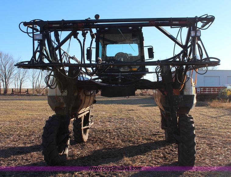 image for item I5961 1993 Hagie 280 self-propelled sprayer