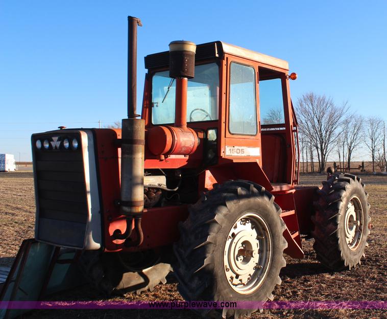 image for item I5962 1975 Massey-Ferguson 1505 4WD tractor