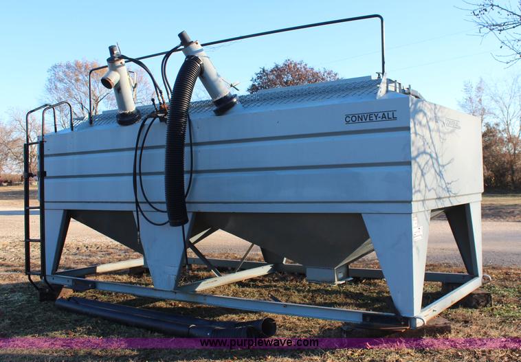 image for item I5966 Convey All HDF-16 seed tender box