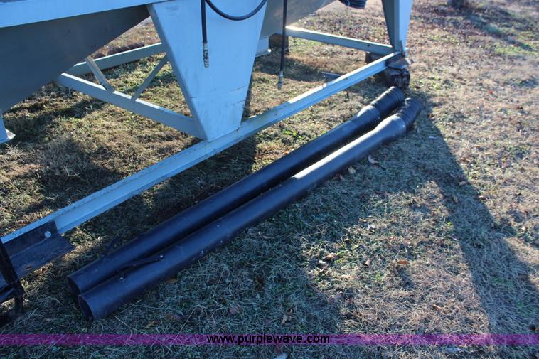 image for item I5966 Convey All HDF-16 seed tender box