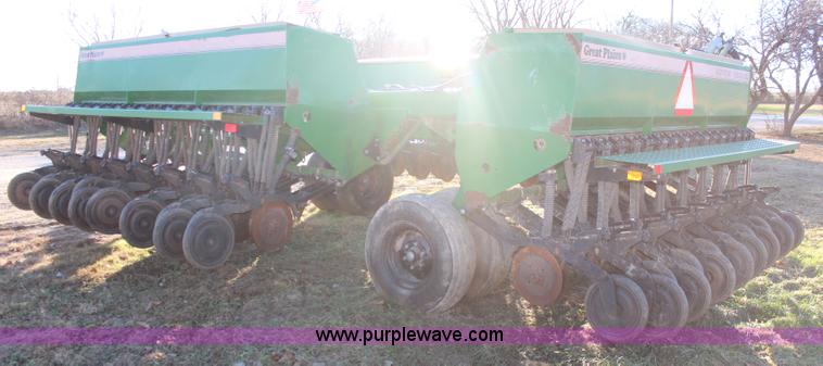 image for item I5967 Great Plains Solid Stand 30 grain drill