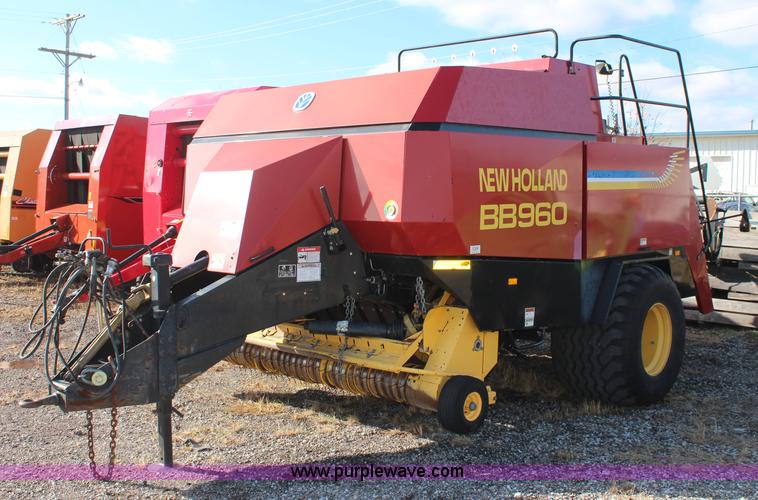 image for item I5968 2002 New Holland BB960S large square baler