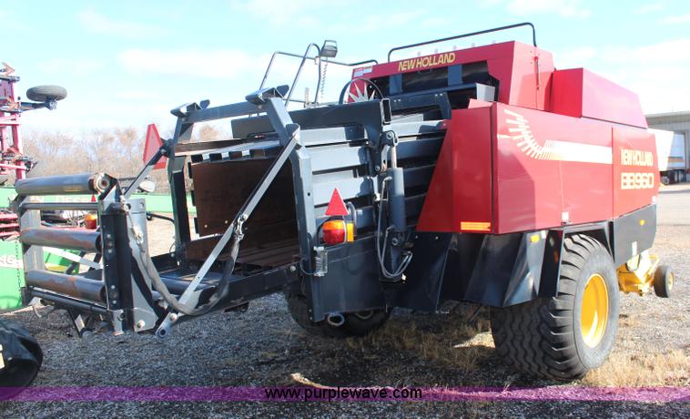 image for item I5968 2002 New Holland BB960S large square baler