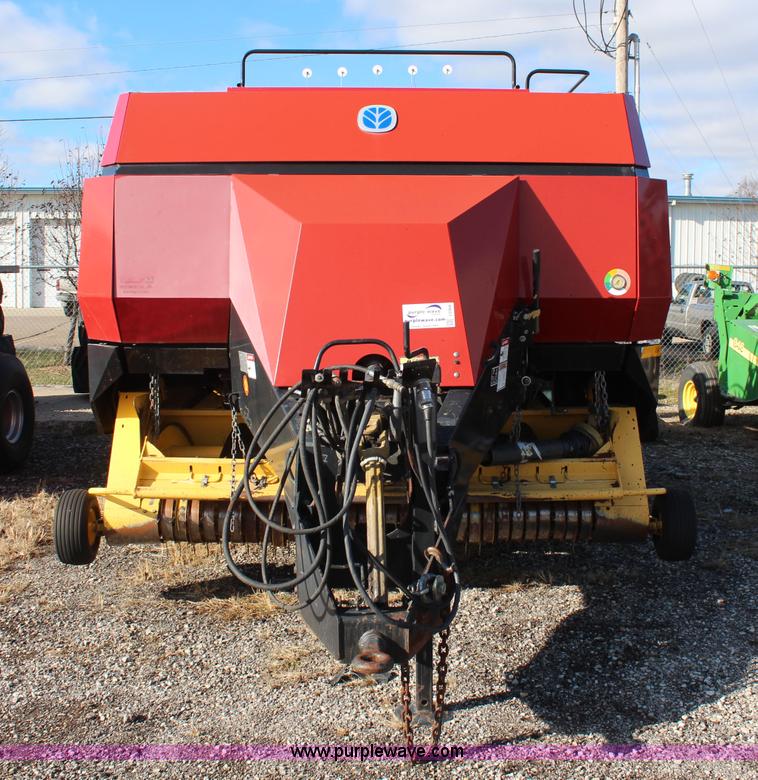 image for item I5968 2002 New Holland BB960S large square baler