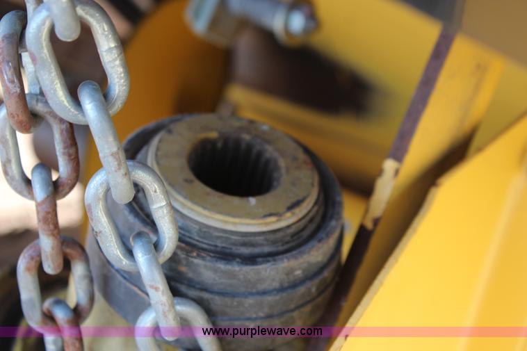 image for item I5968 2002 New Holland BB960S large square baler