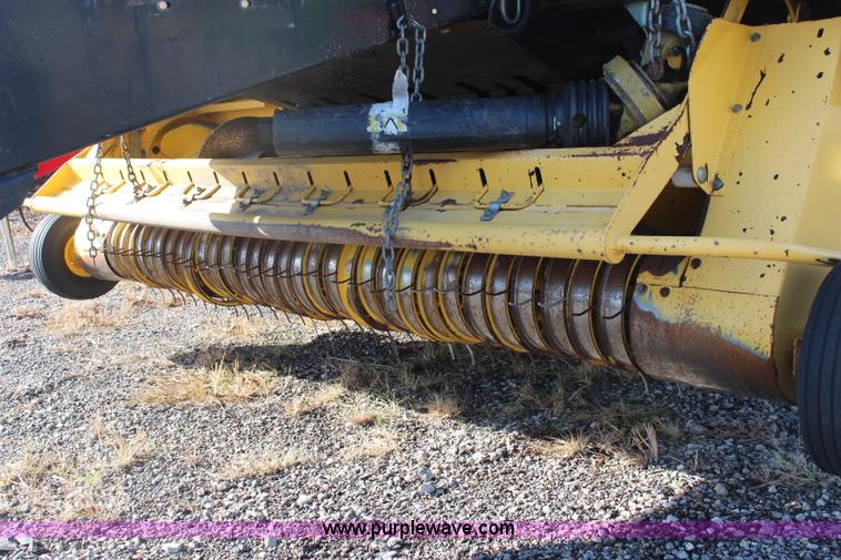 image for item I5968 2002 New Holland BB960S large square baler