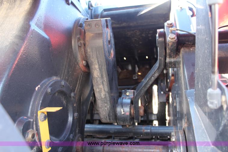 image for item I5968 2002 New Holland BB960S large square baler