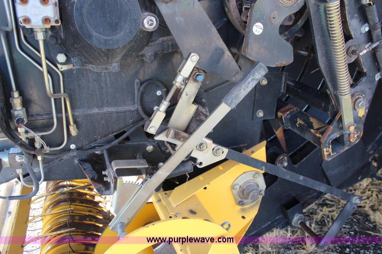 image for item I5968 2002 New Holland BB960S large square baler