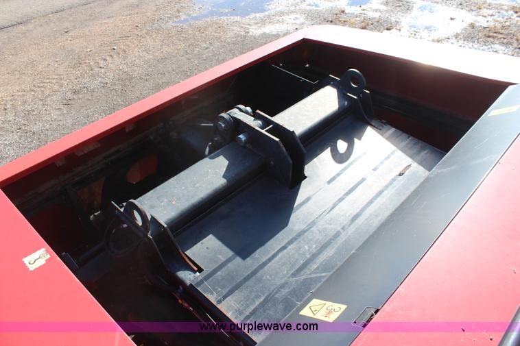 image for item I5968 2002 New Holland BB960S large square baler