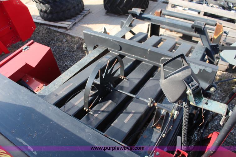 image for item I5968 2002 New Holland BB960S large square baler