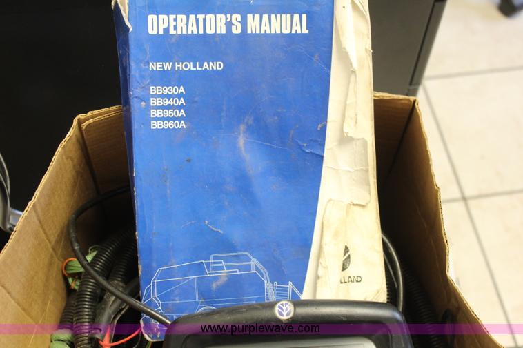 image for item I5968 2002 New Holland BB960S large square baler