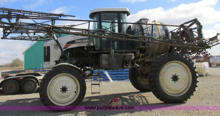 image for item I8876 2005 SpraCoupe 7650 self-propelled sprayer