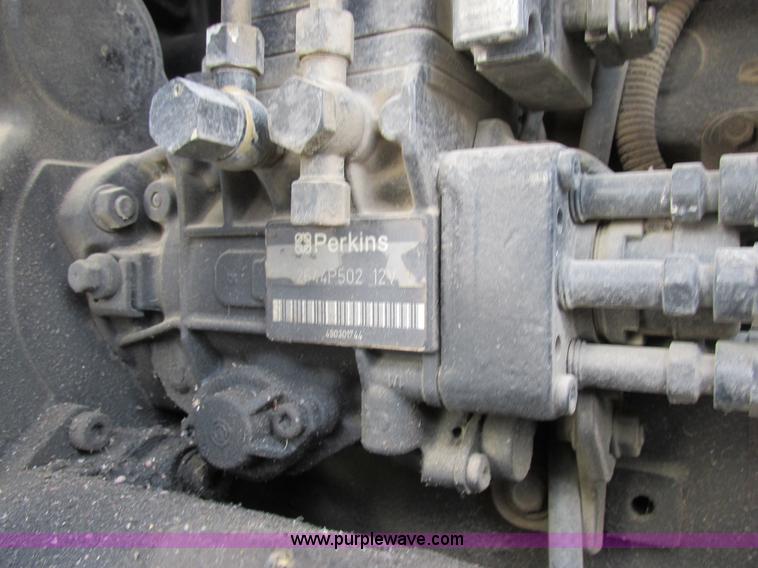 image for item I8876 2005 SpraCoupe 7650 self-propelled sprayer