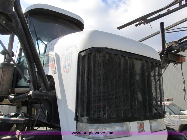 image for item I8876 2005 SpraCoupe 7650 self-propelled sprayer