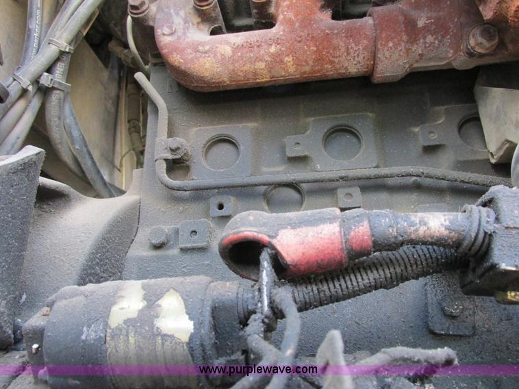 image for item I8876 2005 SpraCoupe 7650 self-propelled sprayer