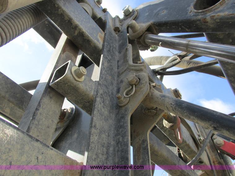 image for item I8876 2005 SpraCoupe 7650 self-propelled sprayer