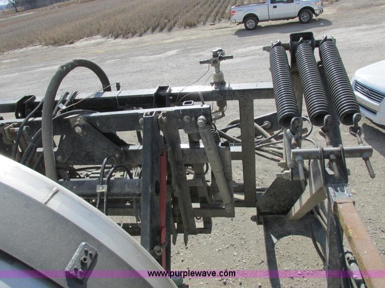 image for item I8876 2005 SpraCoupe 7650 self-propelled sprayer