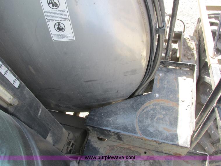 image for item I8876 2005 SpraCoupe 7650 self-propelled sprayer