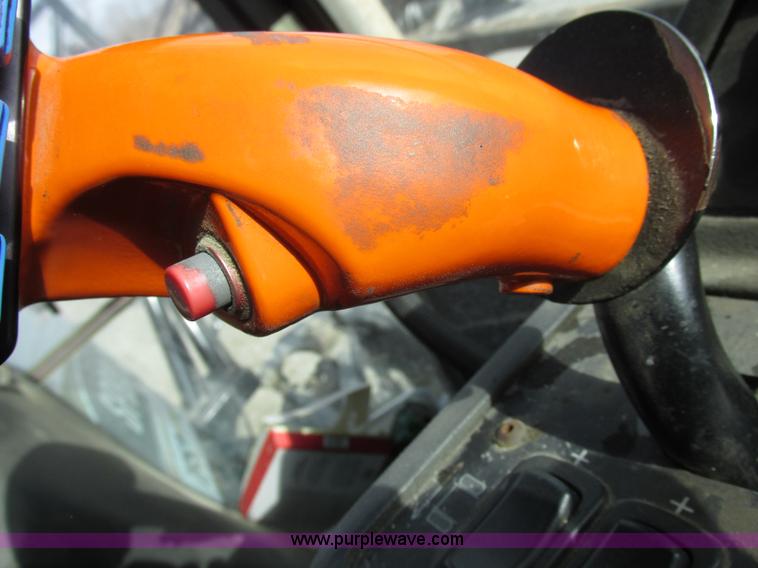 image for item I8876 2005 SpraCoupe 7650 self-propelled sprayer