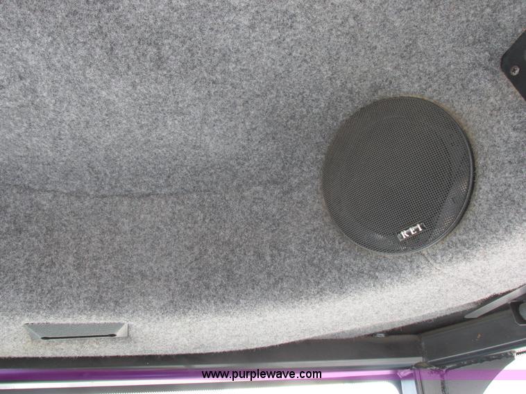 image for item I8876 2005 SpraCoupe 7650 self-propelled sprayer