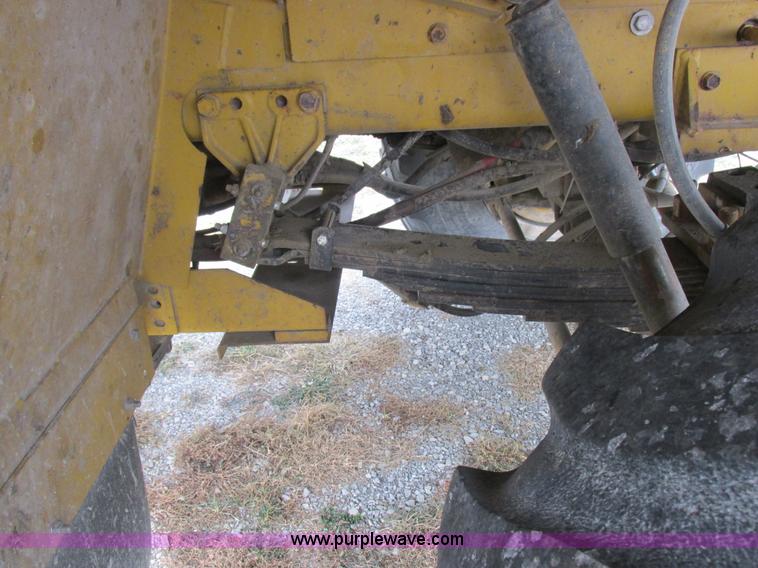 image for item I8877 1996 Ag-Chem TerraGator 1844 self-propelled applicator