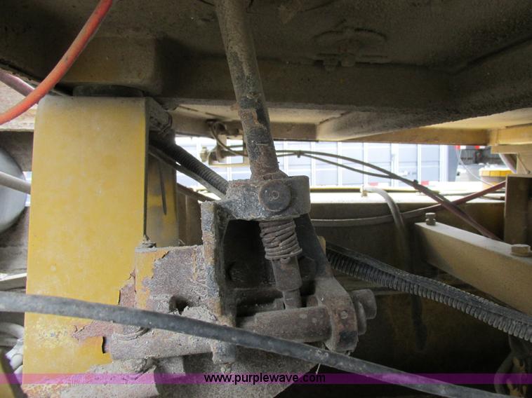 image for item I8877 1996 Ag-Chem TerraGator 1844 self-propelled applicator