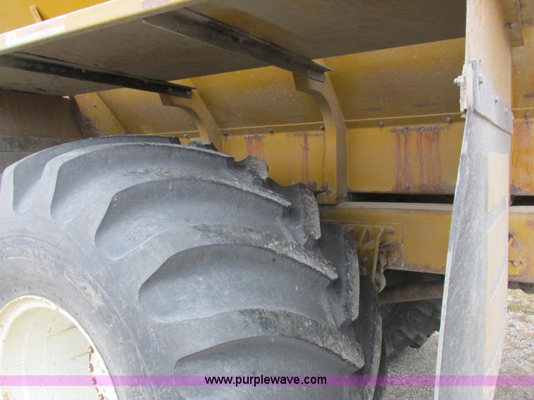 image for item I8877 1996 Ag-Chem TerraGator 1844 self-propelled applicator