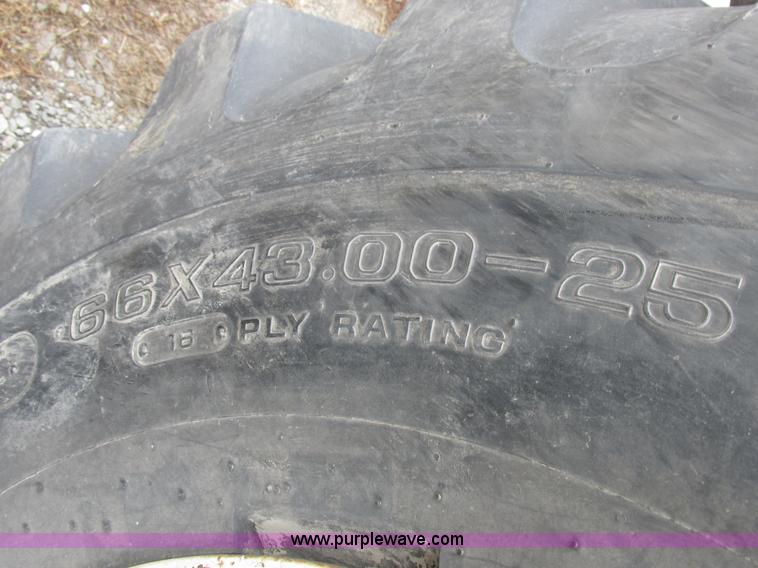 image for item I8877 1996 Ag-Chem TerraGator 1844 self-propelled applicator