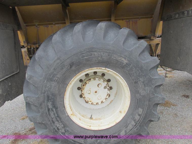 image for item I8877 1996 Ag-Chem TerraGator 1844 self-propelled applicator