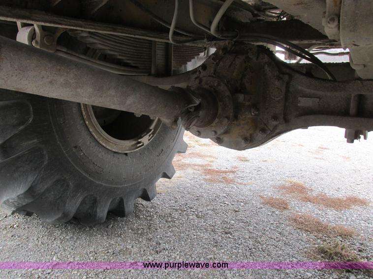 image for item I8877 1996 Ag-Chem TerraGator 1844 self-propelled applicator