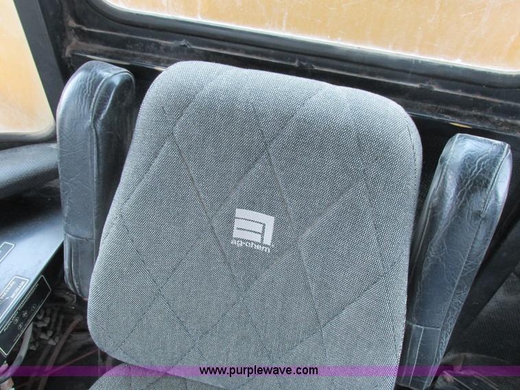 image for item I8877 1996 Ag-Chem TerraGator 1844 self-propelled applicator