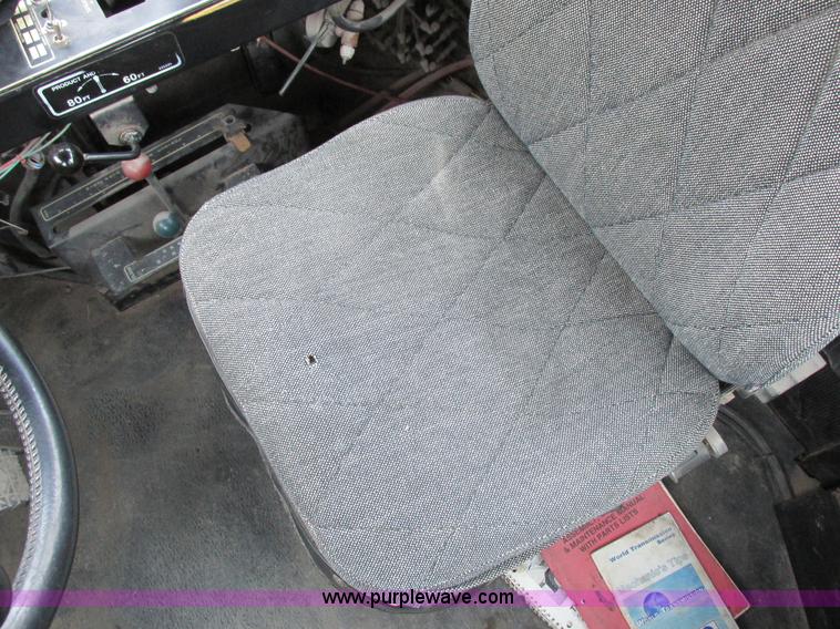 image for item I8877 1996 Ag-Chem TerraGator 1844 self-propelled applicator