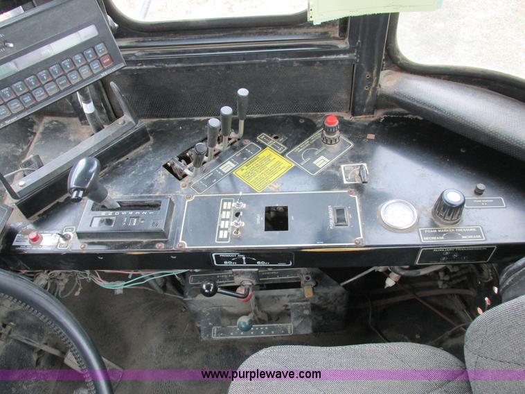 image for item I8877 1996 Ag-Chem TerraGator 1844 self-propelled applicator