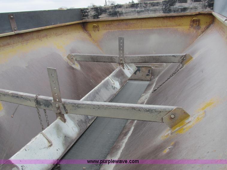 image for item I8877 1996 Ag-Chem TerraGator 1844 self-propelled applicator