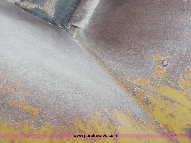 image for item I8877 1996 Ag-Chem TerraGator 1844 self-propelled applicator