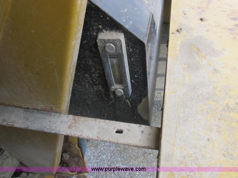 image for item I8877 1996 Ag-Chem TerraGator 1844 self-propelled applicator