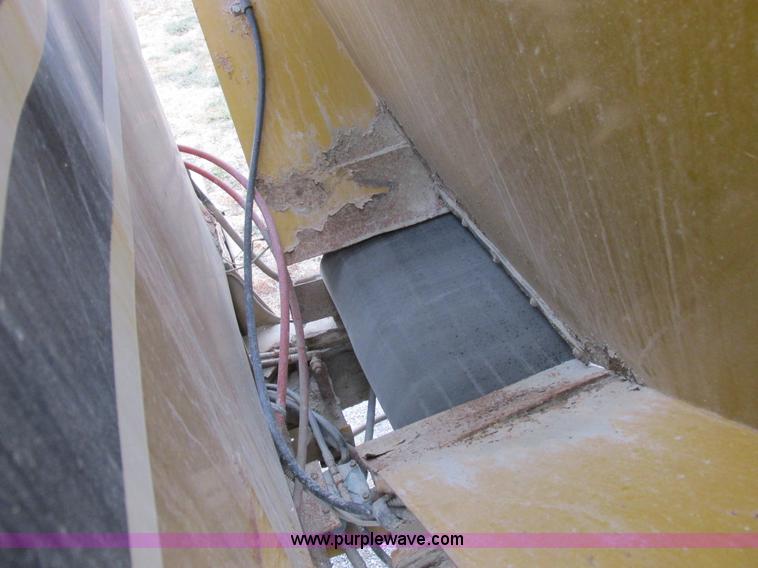 image for item I8877 1996 Ag-Chem TerraGator 1844 self-propelled applicator