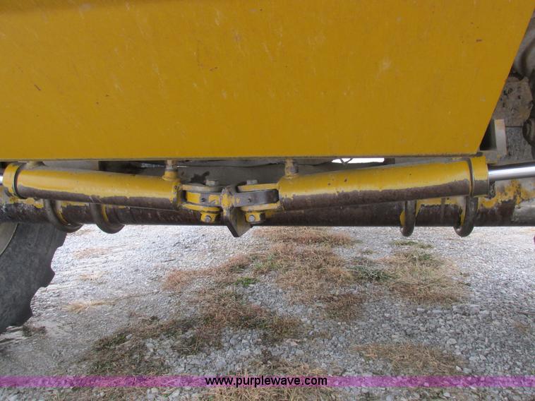 image for item I8877 1996 Ag-Chem TerraGator 1844 self-propelled applicator