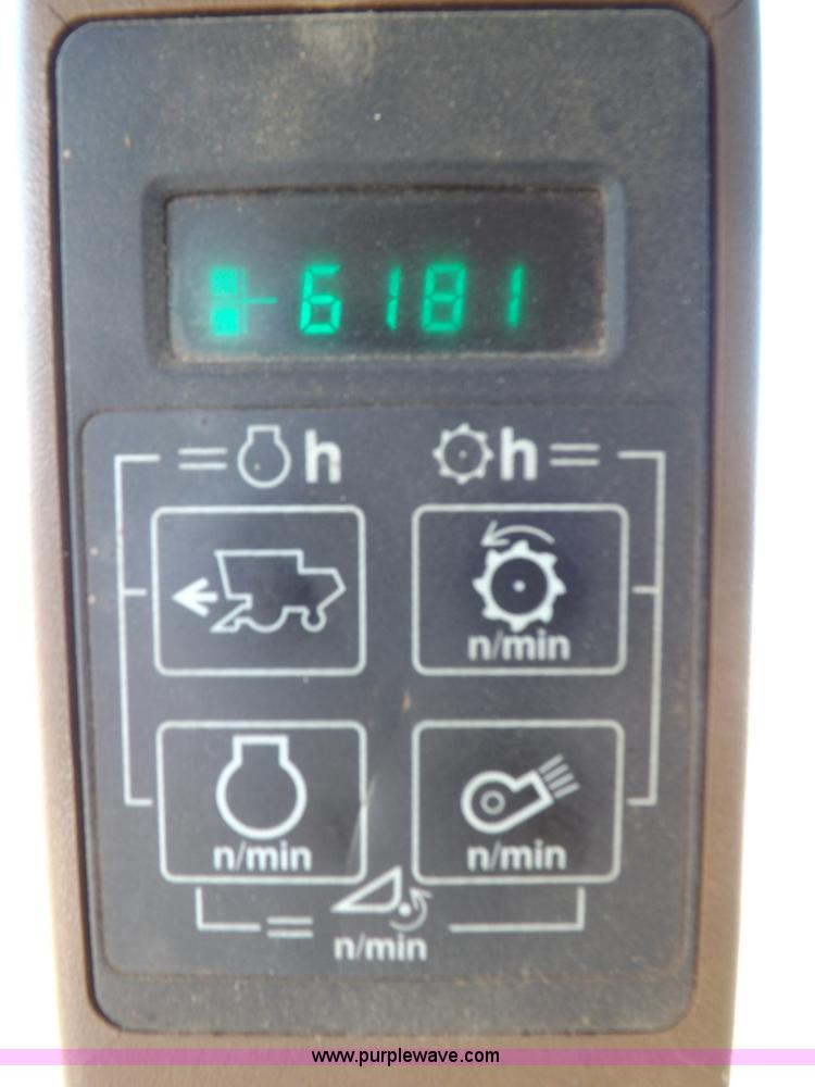 image for item K3033 1995 John Deere 9600 combine