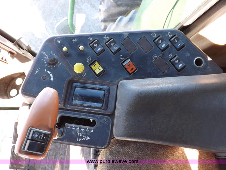 image for item K3033 1995 John Deere 9600 combine