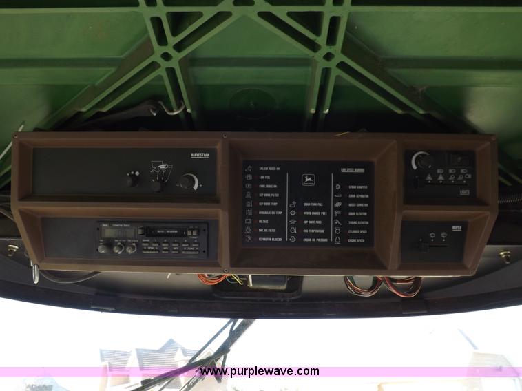 image for item K3033 1995 John Deere 9600 combine
