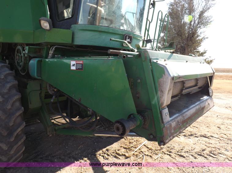 image for item K3033 1995 John Deere 9600 combine