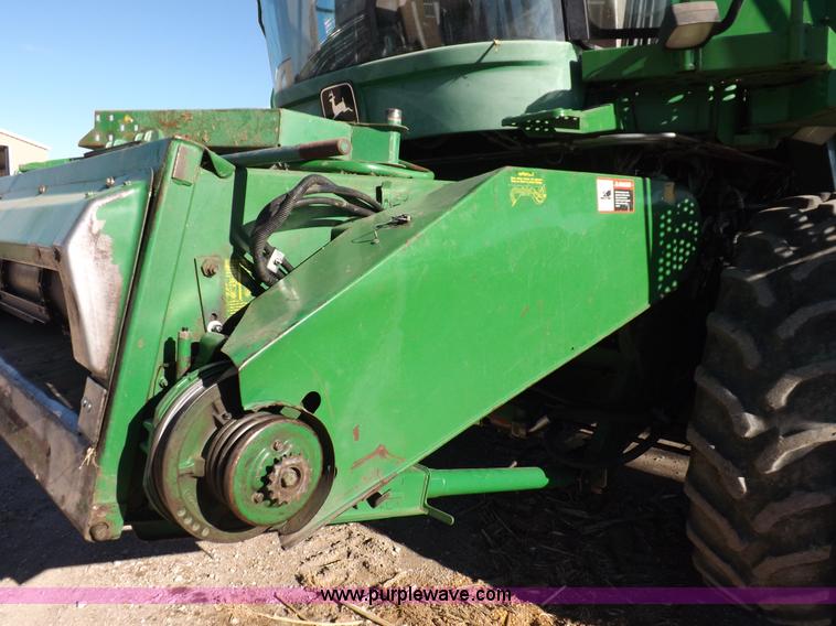 image for item K3033 1995 John Deere 9600 combine